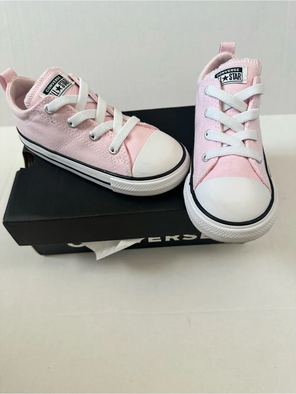 Converse Pink size 10 toddler new in box